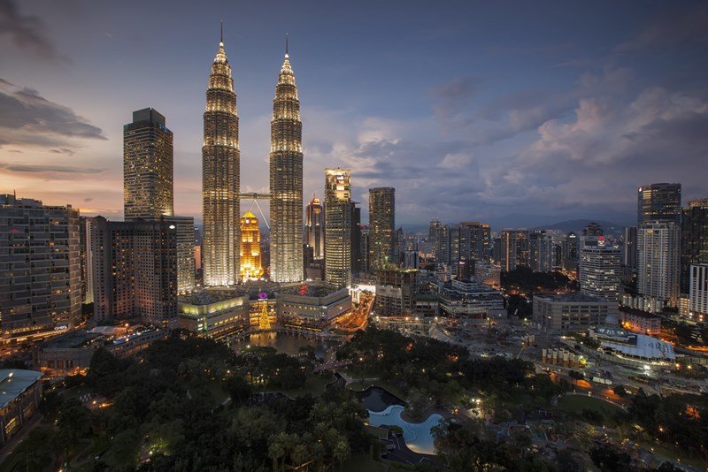petronas-towers-kualar-lumur-malaysia